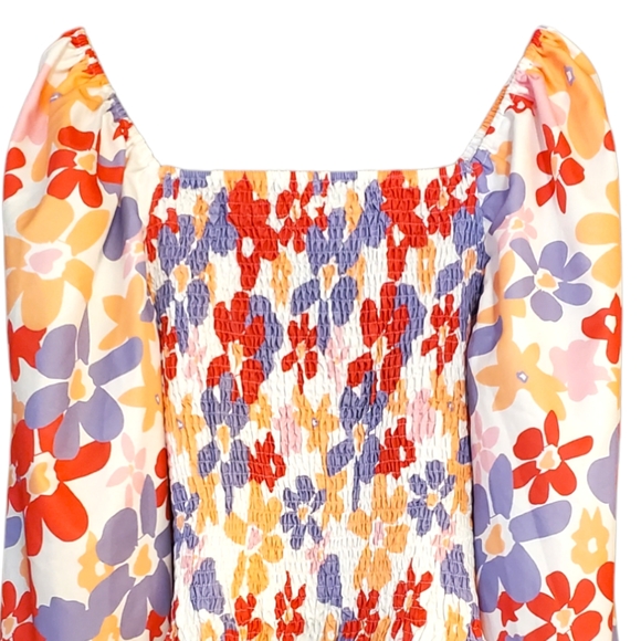 Shein Curvy Floral Smocked Crop Top NWOT - Picture 4 of 16